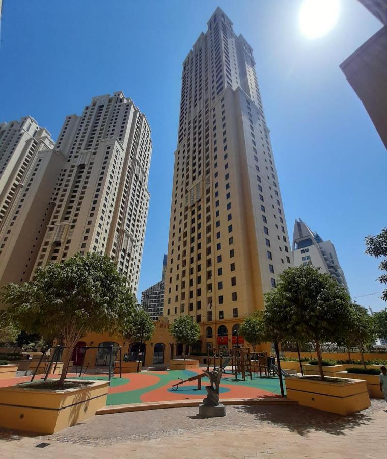 La Buena Vida Holiday Homes - Beach Front Very Spacious, Luxe And Modern 3 Bedroom With Full Kitchen In Jbr , 3 Min To The Jbr Beach Dubai Marina And Tram Station Luaran gambar