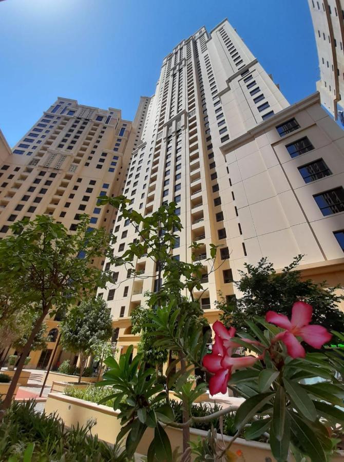 La Buena Vida Holiday Homes - Beach Front Very Spacious, Luxe And Modern 3 Bedroom With Full Kitchen In Jbr , 3 Min To The Jbr Beach Dubai Marina And Tram Station Luaran gambar