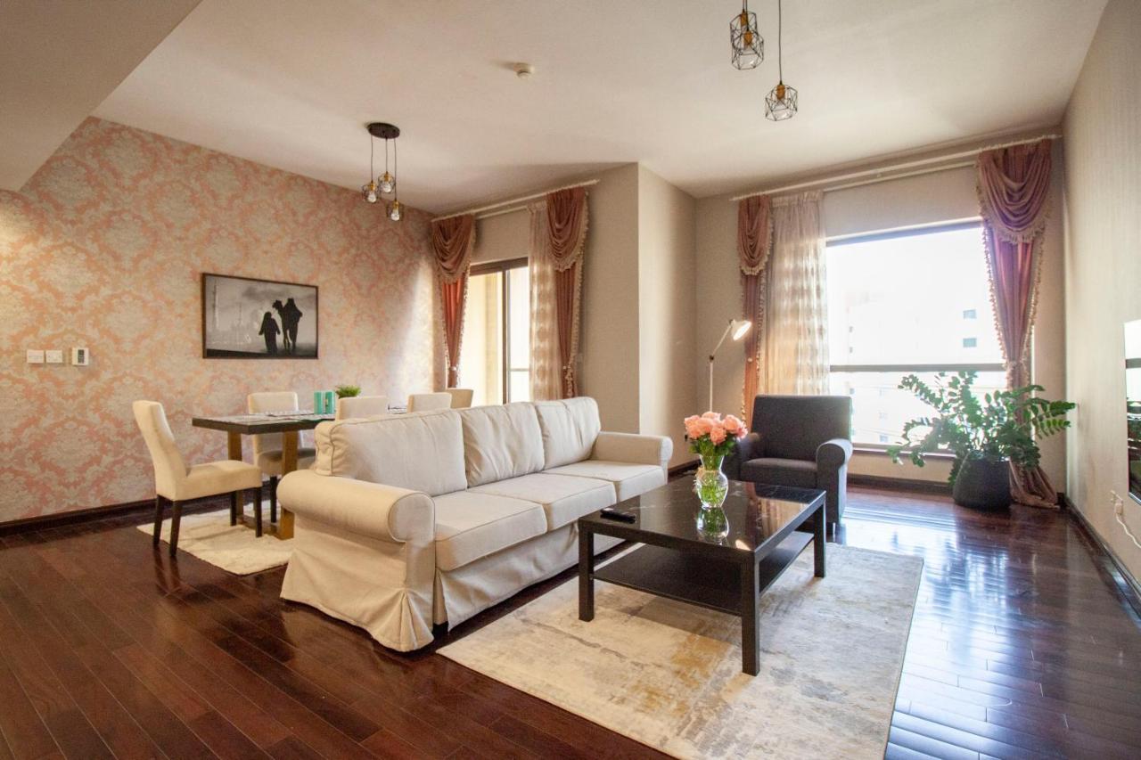 La Buena Vida Holiday Homes - Beach Front Very Spacious, Luxe And Modern 3 Bedroom With Full Kitchen In Jbr , 3 Min To The Jbr Beach Dubai Marina And Tram Station Luaran gambar